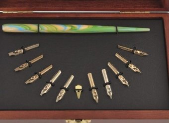 Подарочный набор для каллиграфии Manuscript Round Hand в деревянной шкатулке